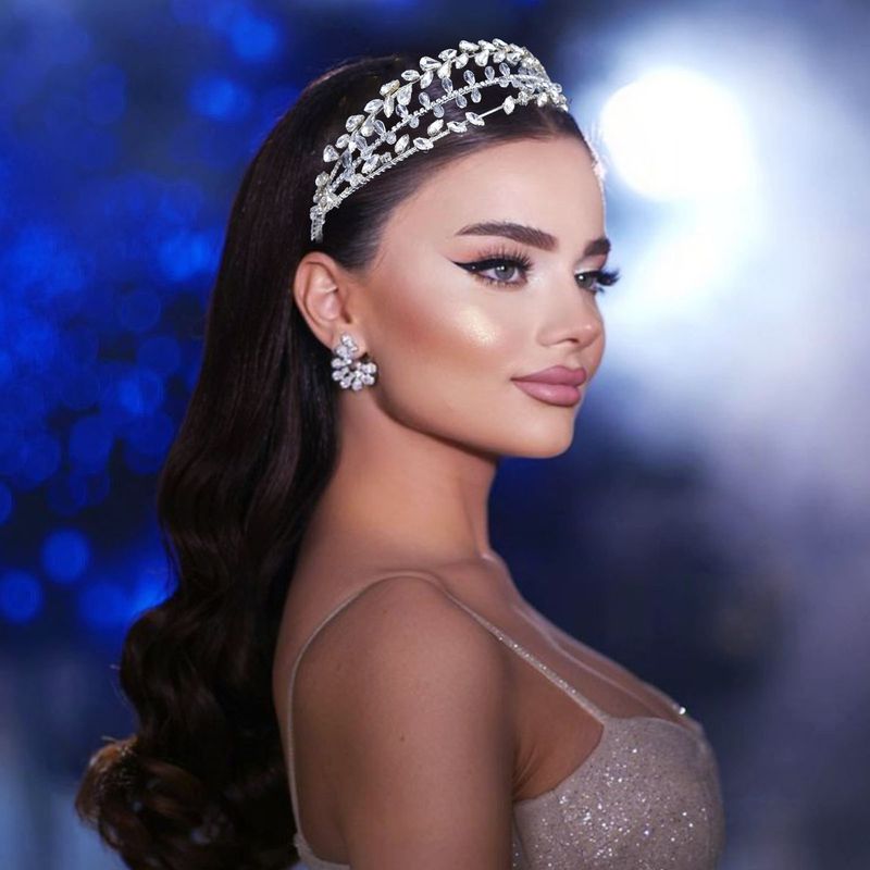 Håndlavet pandebånd Brudeslør Hårtilbehør Hårbånd Tre rækker pandebånd Form Hovedbeklædning_voghion.com