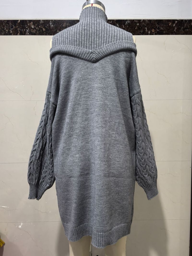 Oversize-Pulloverkleid aus grobem Strick – Halbrollkragenkleid mit Schulterdetail und langen Ärmeln_voghion.com
