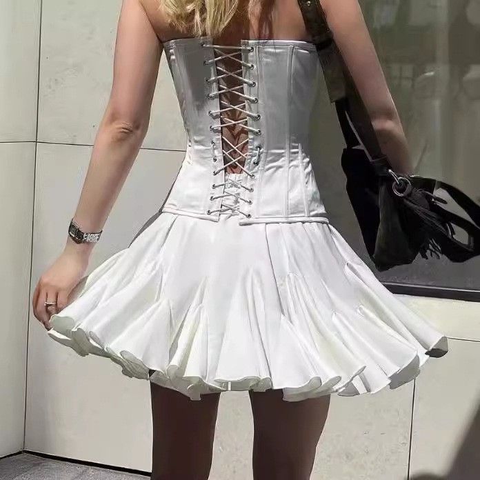 Vindhvit rufflet sommer søt jente elegant plissert fluffy A-linje kvinner, kort skjørt for kvinner_voghion.com