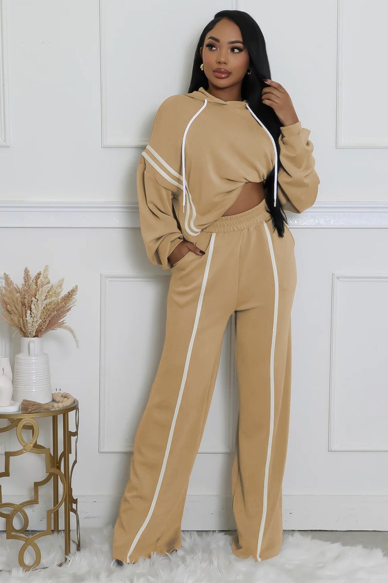 Damenbekleidung Zweiteiliges Set mit Kapuzenpullover mit Bandnähten_voghion.com