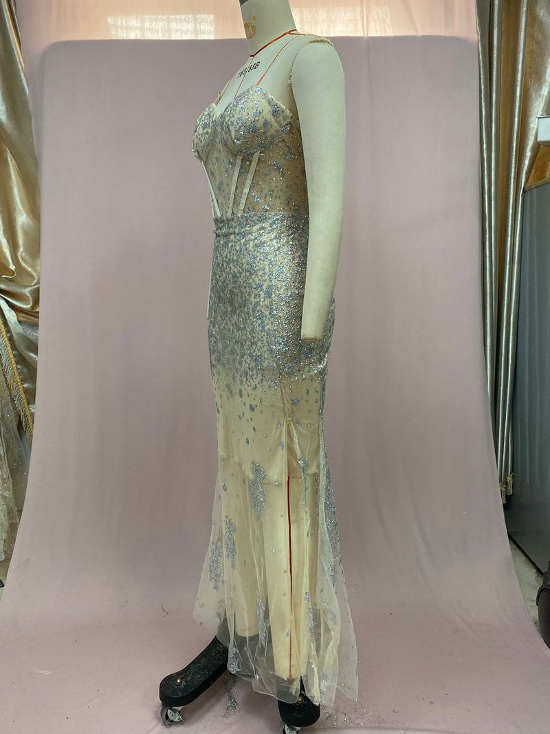 Abiti da ballo di lusso in cristallo 2025, sexy, con scollo a cuore, perline e paillettes, spacco, abito da sera, fatto a mano, da sposa._voghion.com