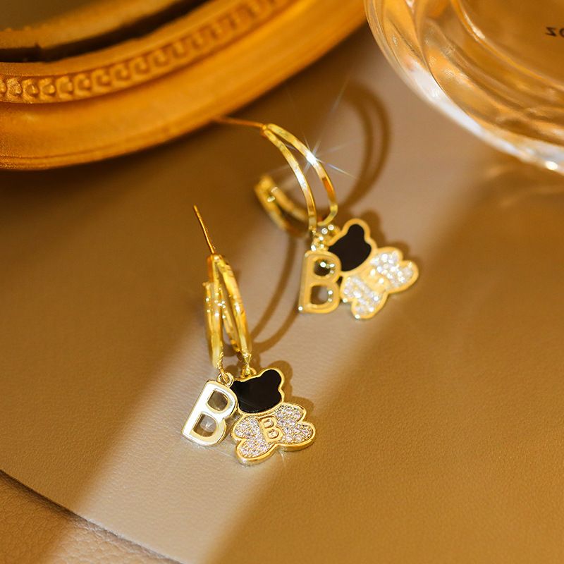 orecchini ad ago in argento s925 orecchini versatili personalizzati in metallo internet celebrità temperamento moda semplice lettera B orecchini con orso per donna_voghion.com
