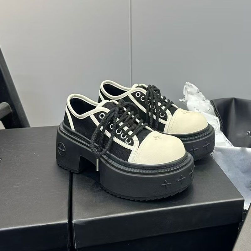Su Yinyin 7 cm runde Zehenpartie aus Segeltuch für Damen SMFK Cross Dicke Sohle für kleine Menschen Panda Big Head Derby-Schuhe_voghion.com