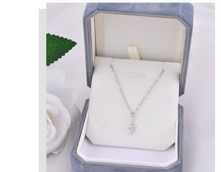 Lightning S Pure Silver Necklace Collarbone Chain Exquisite Cute Petite Sparkling Diamond Pendant Accessory Japanese And_voghion.com