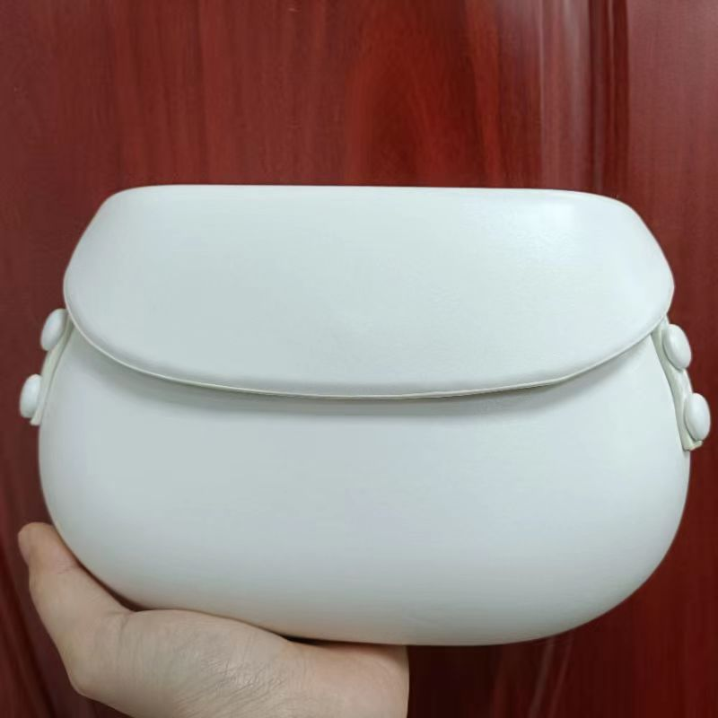 2024 Nieuwe grote geperste shell tas, veelzijdige leren zadeltas, casual en modieuze schoudertas, crossbody tas_voghion.com
