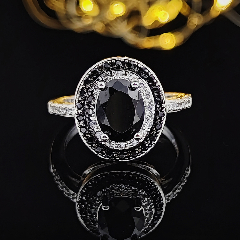 Fashionable Cool Zircon Women's Ring Creative Black and White Color Matching Jewelry r6164_voghion.com