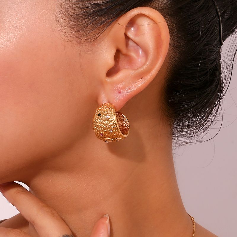 CELESTIALUMINANiche And Personalized Popular Earring And Ring Set, 18K Gold Plated, Micro-inlaid Star And Moon Round Necklace For Women_voghion.com