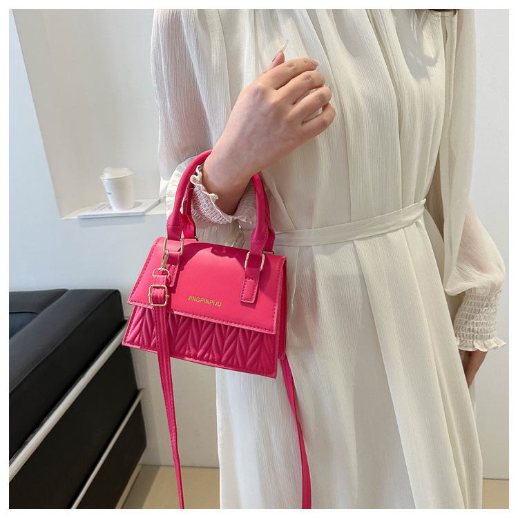Borsa ricamata alla moda Lingge 2024 Borsa a tracolla singola casual a tracolla in edizione coreana estiva alla moda_voghion.com
