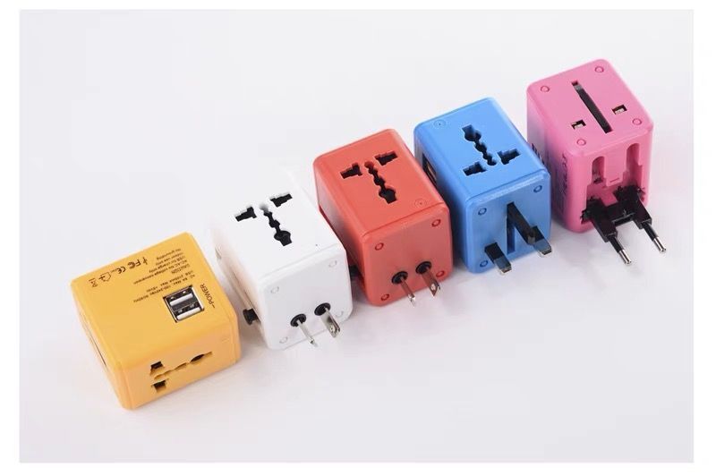 Travel Adapter For Overseas Trips, Multi-Functional US-EU-DE-UK Standard Converter, Universal Charger, Fast Charging_voghion.com