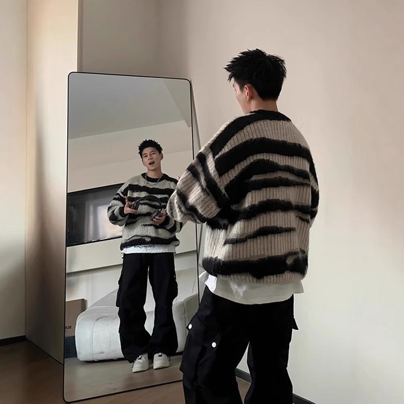 Lazy style new retro striped design, black and white jacket, knitted sweater, thick sweater for men, fashionable fur, winter_voghion.com