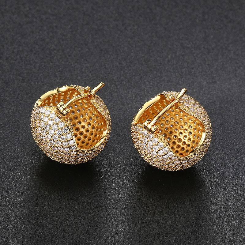 Orecchini unisex popolari con diamanti a forma di palla per donna con micro zirconi intarsiati, fibbie per orecchie hip hop alla moda, nuovi orecchini_voghion.com