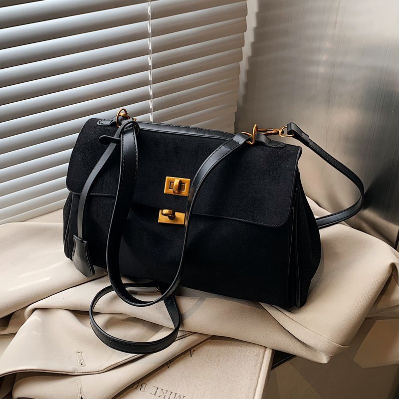 Pendeln Herbst Winter Neue Damenmode Matte Elegante Große Trendy Tote Unterarm Tasche_voghion.com