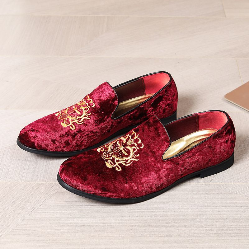 Unschlagbare Qualität Unschlagbare Qualität Neue bestickte Herrenschuhe, einteilige Herren-Loafer, nicht riechende Fußbedeckungen für den Sommer, Freizeitschuhe mit runder Spitze_voghion.com
