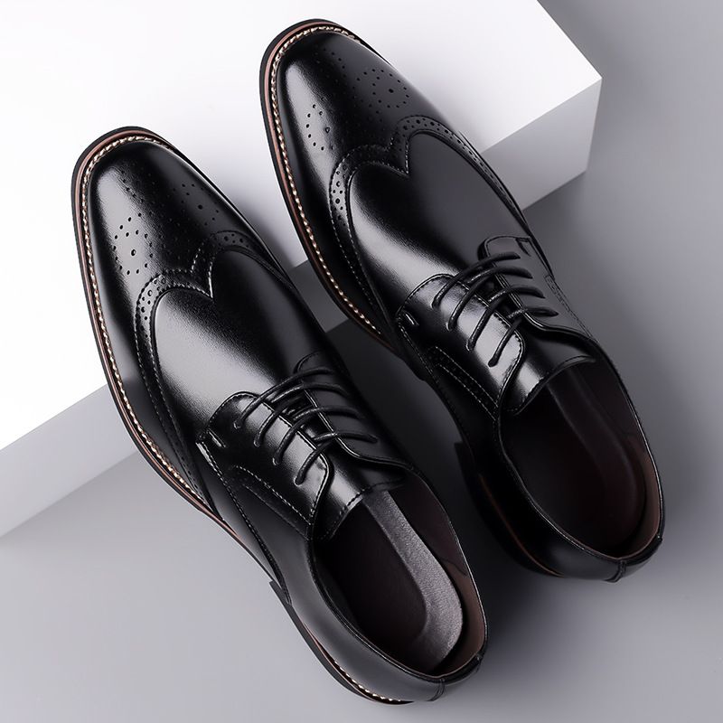 2024 Neue geschnitzte Brogue-Schuhe aus britischem Echtleder für formelle Herren, Schnürschuhe, spitze Zehenpartie, große Größe_voghion.com