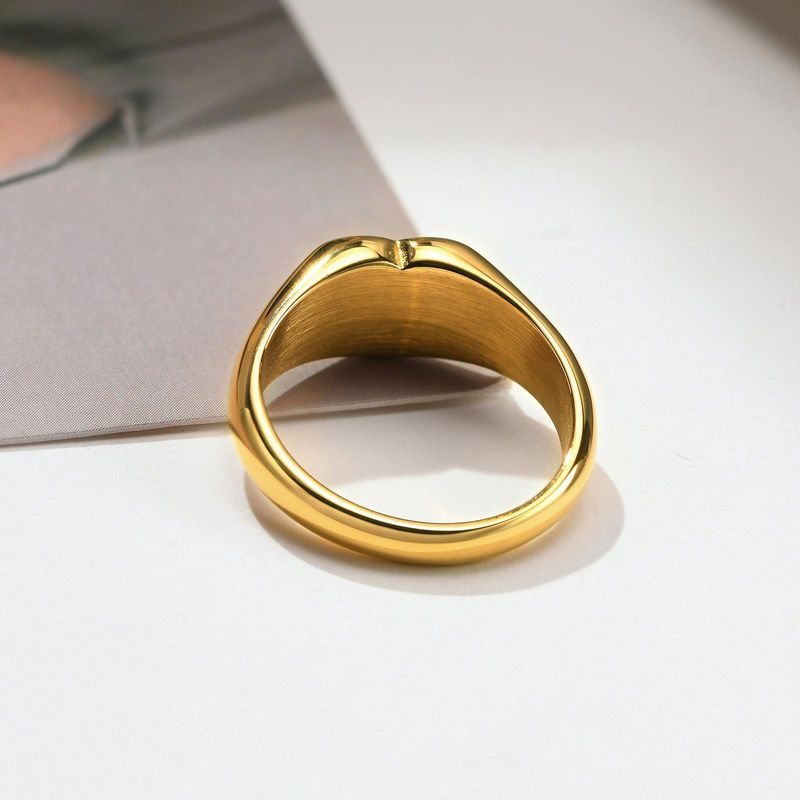 Damenschmuck Herzförmiger Zirkoniaring in Goldton, minimalistischer eleganter Titanstahlring mit Einzelstein für den Alltag_voghion.com