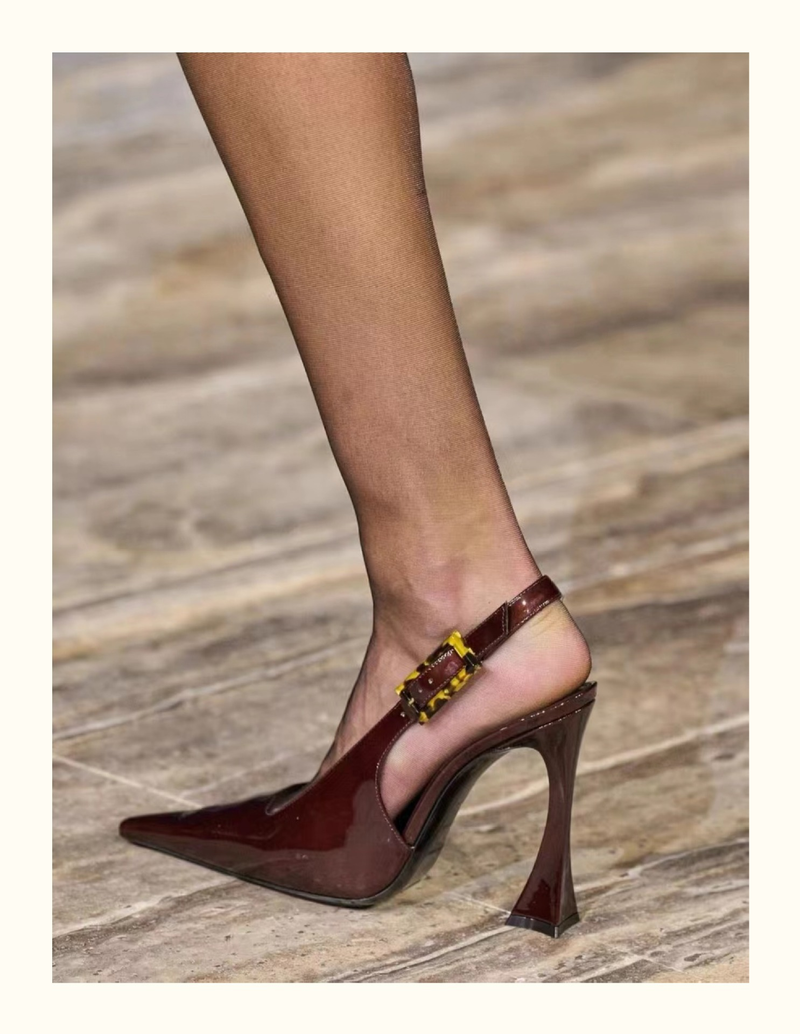 Park Caiying Rose-Toe-Sandalen für Frauen 2024 Frühling neue spitze Zehenrückseite leere Schuhe Lackleder Stiletto sexy High Heels_voghion.com