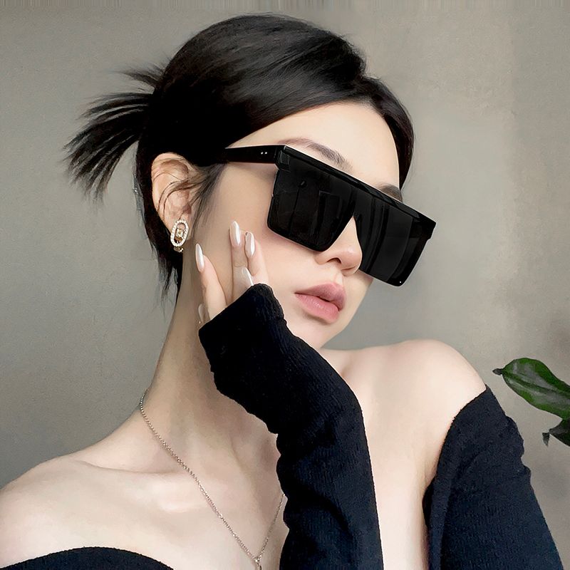 LazyZoom Glasses Women's Retro One-Piece Super Large Rim Face-Showing Small Sunglasses_voghion.com
