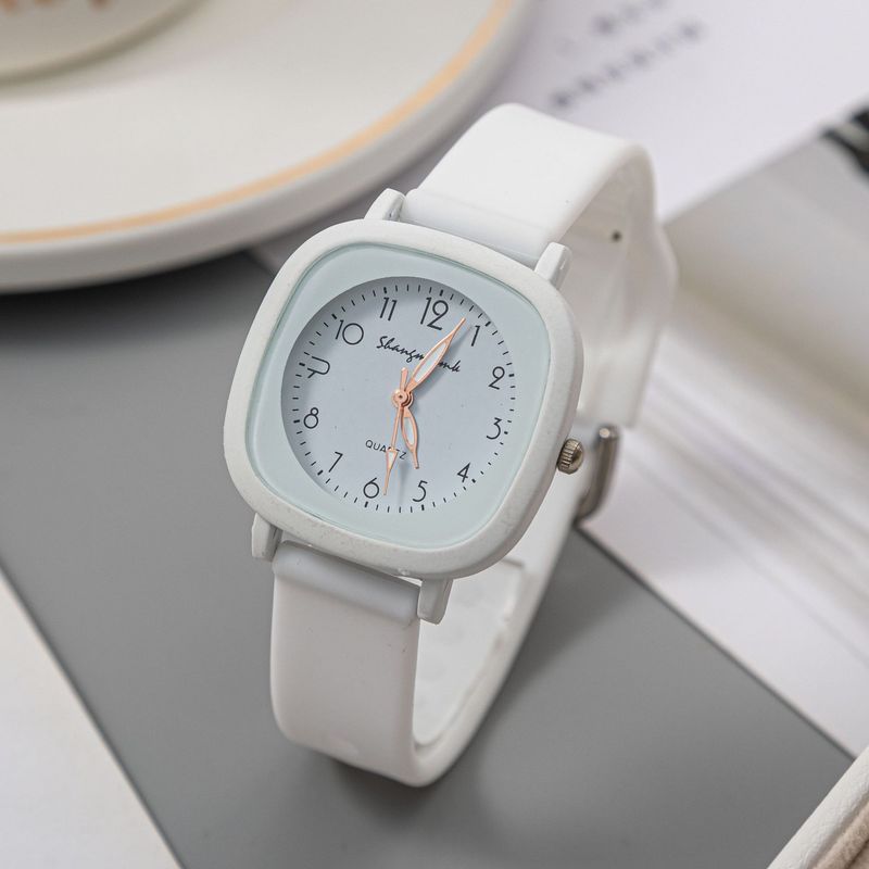 Montre à quartz pour enfants et femmes, couleur lait, sucre, fruits, étudiante, tempérament simple, mignonne, douce, fille fraîche_voghion.com