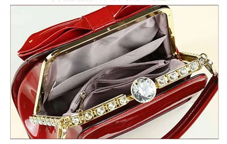 Designer 2025 Kleine Weibliche Dia Mode Wilden Leder Frauen Abend Mittleren Alters Bogen-Knoten Mutter Handtaschen Party Schulter_voghion.com