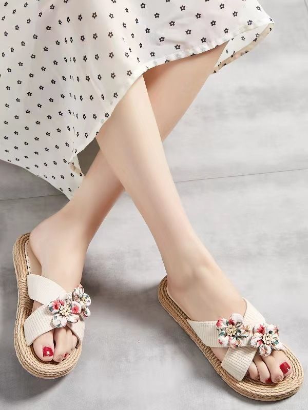 Scarpe da donna, nuove pantofole estive da donna, con una sola linea, con fondo in corda, tinta unita, tendenza moda, per interni ed esterni, con sei piccoli fiori._voghion.com