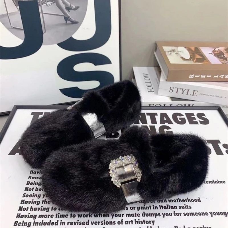 2025 Nuove scarpe da donna con fodera in pelliccia di visone, mocassini in cotone con fodera in pelliccia, scarpe basse con suola spessa, moda_voghion.com