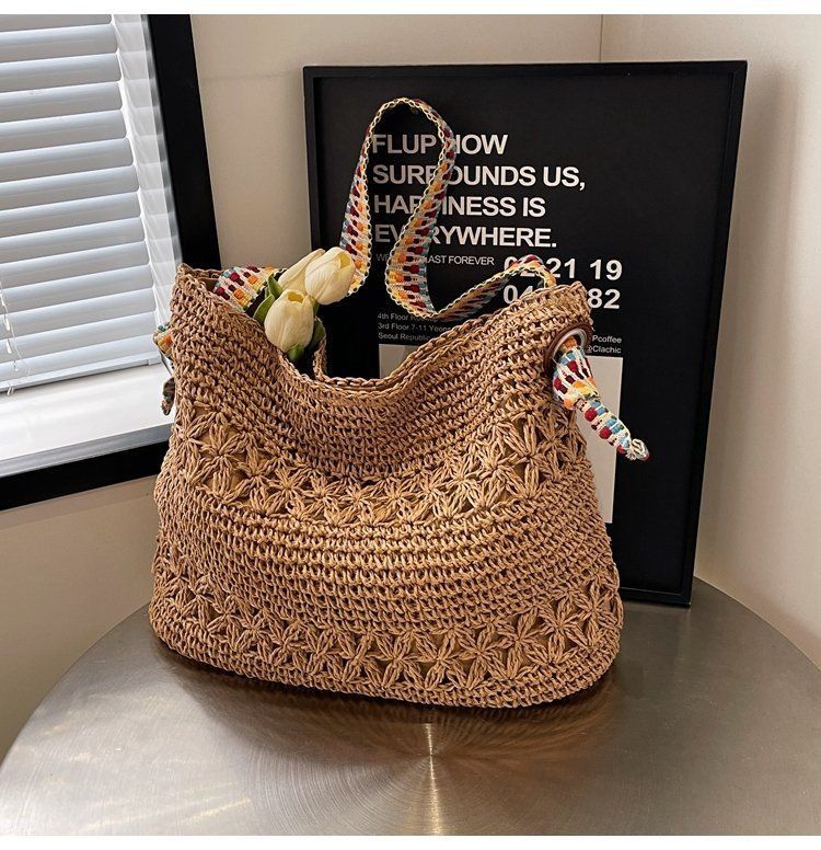Commuter Large-capacity Straw Woven Bag Woven Women 2025 New Summer Foreign Versatile Shoulder Bag Beach Tote Bag_voghion.com
