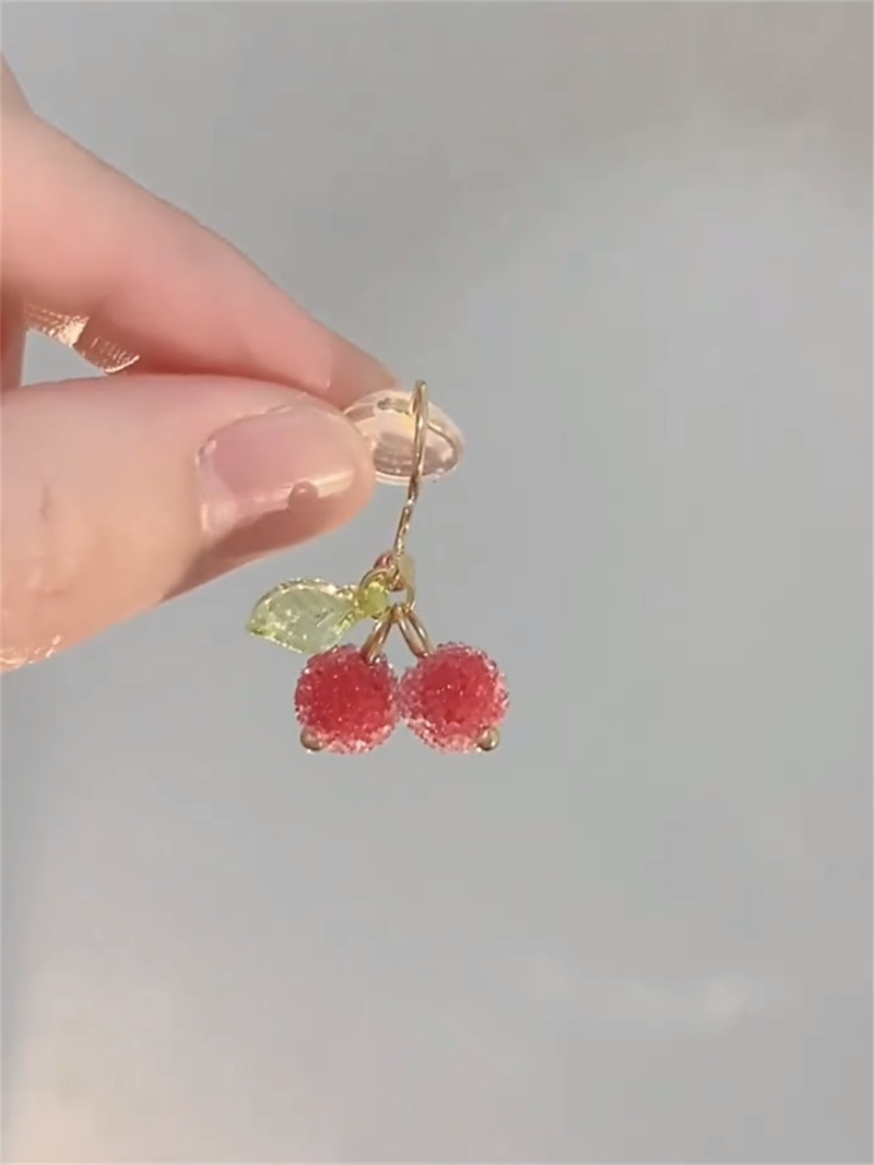 Franse kersen voor dames, schattige clip-on voor oren zonder gaatjes, zomers nicheontwerp met een vleugje verfijning, Mori-stijl_voghion.com