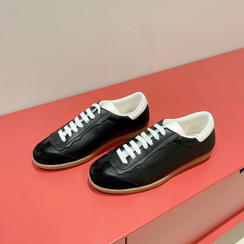 Das Fußgefühl ist zu gut ~ 2025 Neue Ballett-Stil Deutsches Training Casual Sports Kleine weiße Brettschuhe_voghion.com