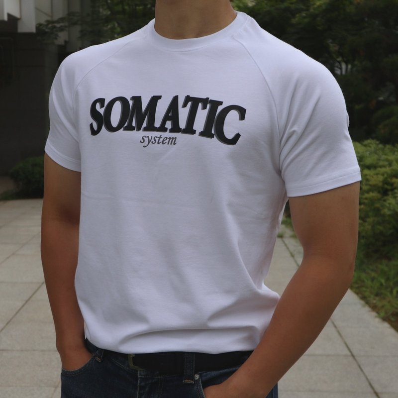 Muscle Frühjahr/Sommer Neue Herren-Sport-, Freizeit-, Lauf- und Fitnessanzüge mit Eisen-Stripping-Übungs-Baumwoll-Elastik_voghion.com