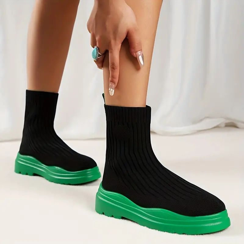 Uued pluss-suuruses kommivärvi kõrge põrkega lendlevad kootud hingavad keskjala platvormsaapad naistele_voghion.com