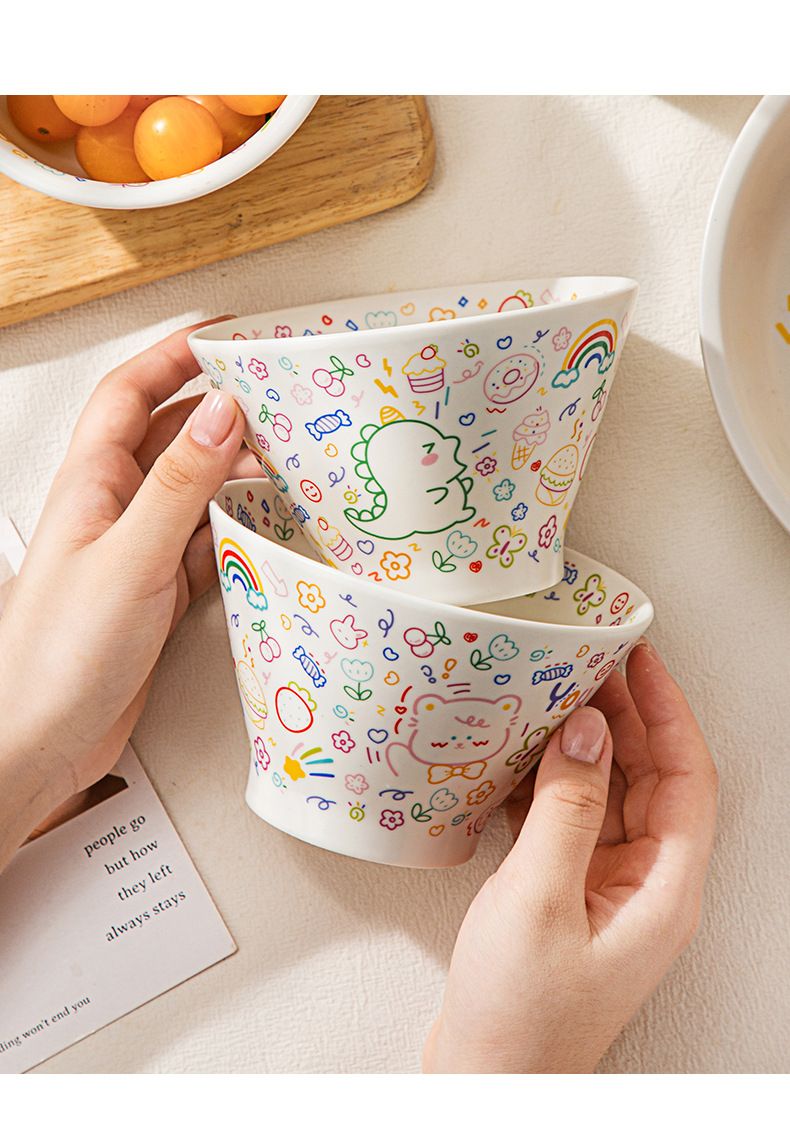 Japanese-Style Cartoon Ceramic Dinner Plate Set With Spoon - 8 Inch Hand-Painted Doodle Design, Microwave Safe, Elegant Tableware_voghion.com