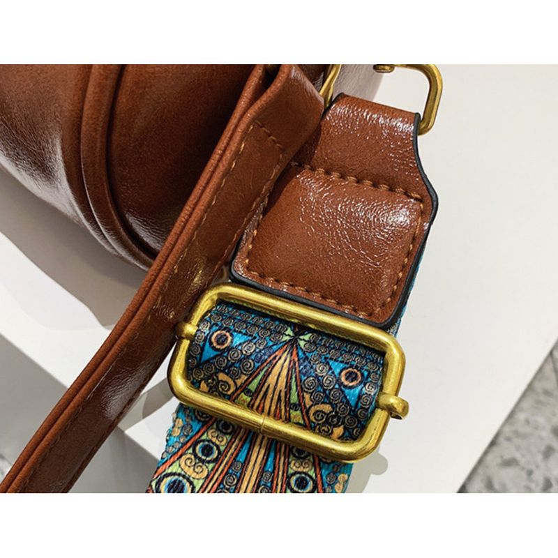 Underarm 2024 new niche women's Japanese and Korean fashion shoulder crossbody Pillow Mini small bag Cylinder_voghion.com