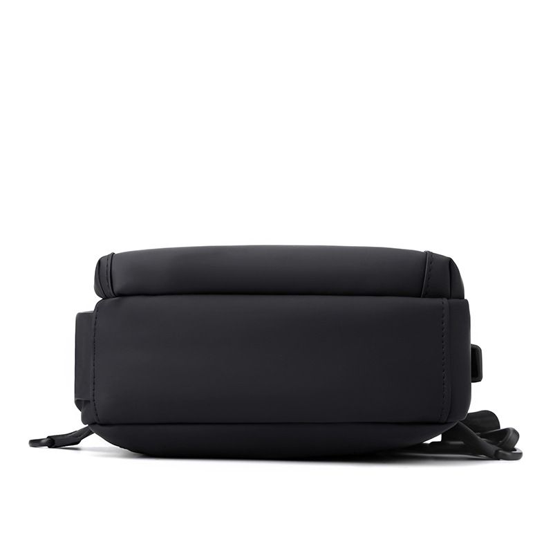 Men's Chest New Multifunctional USB Shoulder Fashionable Crossbody Bag_voghion.com