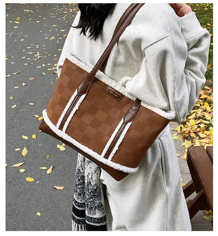 Sac à main en daim mat pour femme, grande capacité, en peluche, automne et hiver, fourre-tout en laine d'agneau_voghion.com