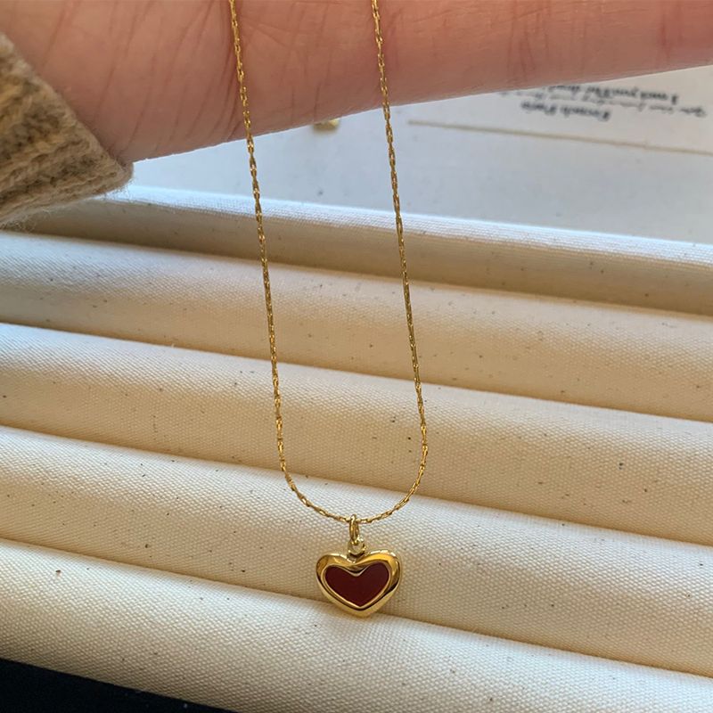 Ciondolo a forma di cuore rosso alla moda coreana, collana in acciaio inossidabile da donna, modello di nicchia carino ed elegante, artificiale_voghion.com