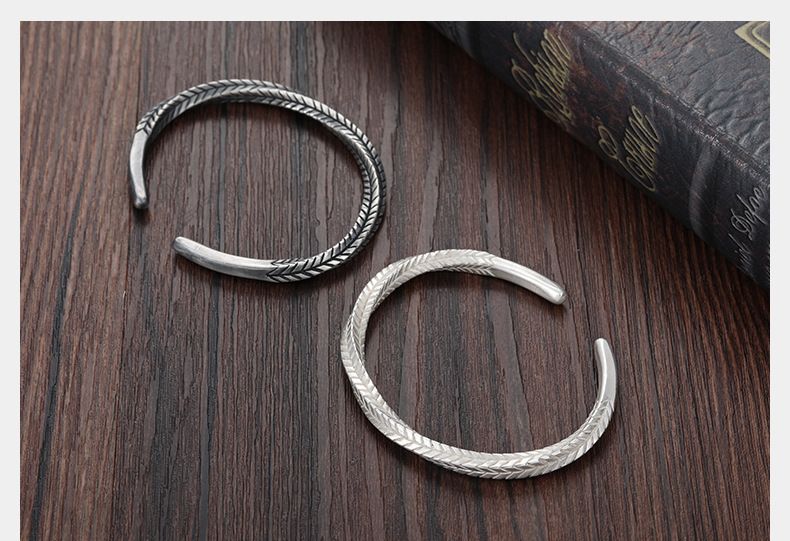 Vintage Möbius Loop Bracelet Set For Couples - Handmade Copper Electroplated Unisex Jewelry - Romantic Infinity Symbol Design_voghion.com