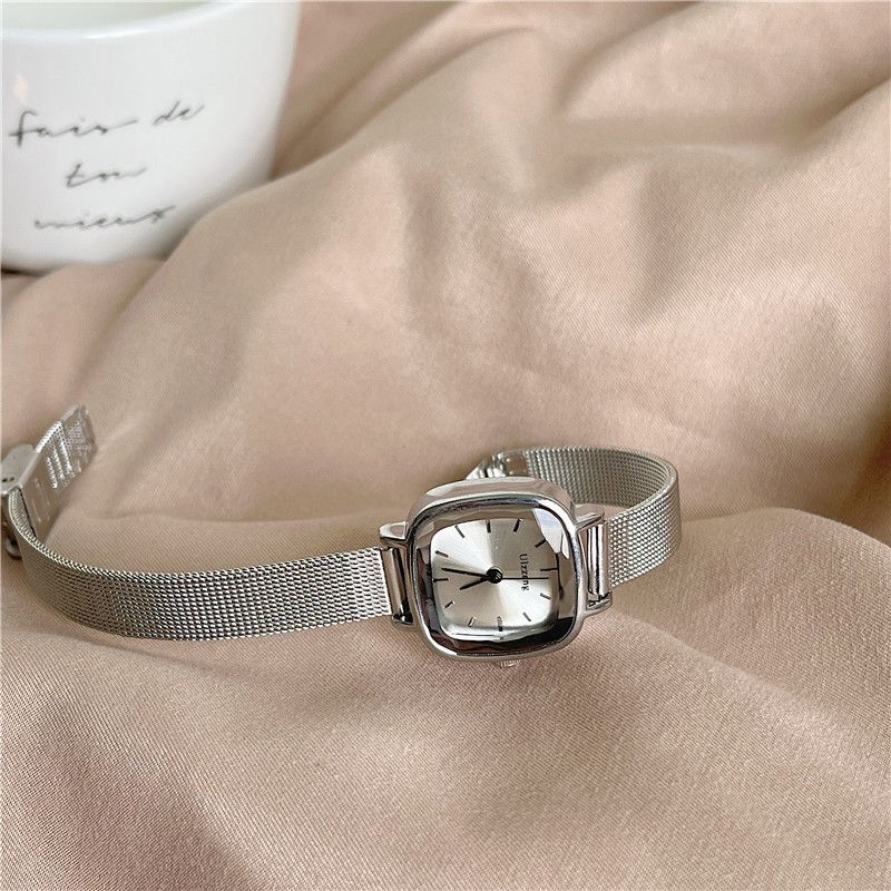 Women's Watches Small Candy Cube Women's Watch Simple And Thin Belt, Sentai Girls' Academy Style Retro Literary Lady's Watch_voghion.com