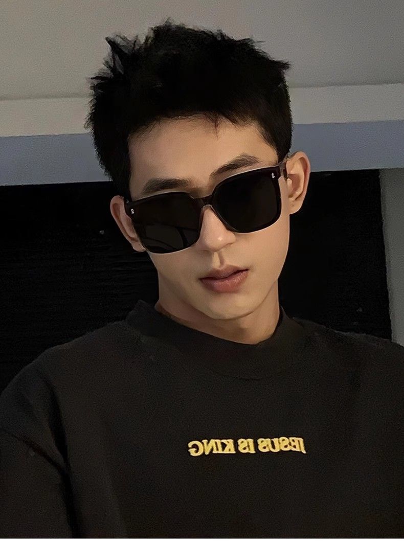 2025 New Sunglasses Men's Ruffian And Handsome Polarized Anti-UV Sunglasses Big Frame Women's Fashion_voghion.com