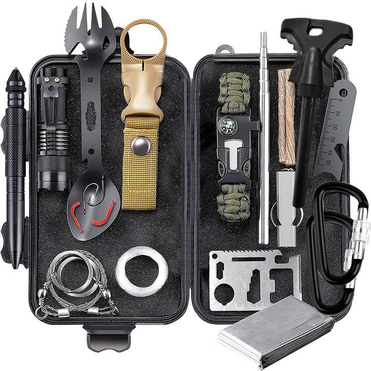 Outdoor Multi-Functional Gear Set Disaster Prevention First Aid Whistle Fire Starter Survival Kit_voghion.com