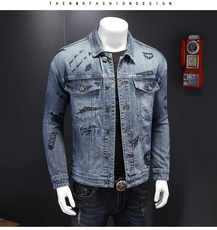 Herrenbekleidung, mit Graffiti bestickter Denim-Mantel_voghion.com