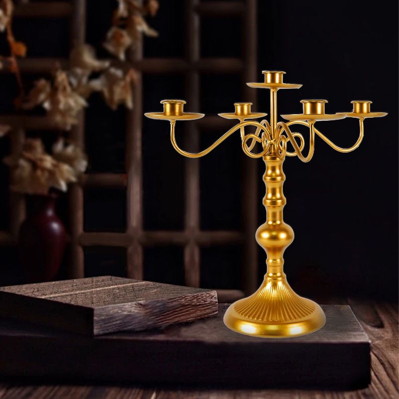 Chandelier transfrontalier européen rétro en fer forgé pour table à manger, décoration de la maison, aménagement de mariage, atmosphère romantique, chandelier doré à cinq têtes_voghion.com