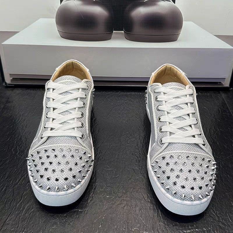 Pantofi pentru bărbați noi, cu șireturi, cu talpă roșie, cu nituri, unghii la modă și la modă, strasuri casual, versatil_voghion.com