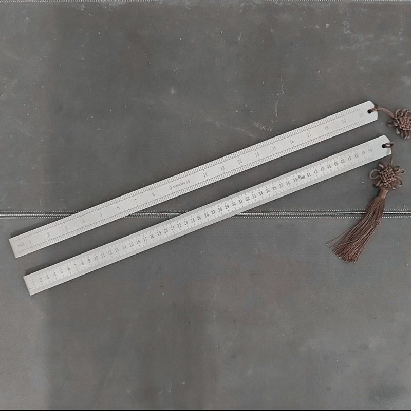 Hand-Forged Integrated Quenching Steel Thickened 5.0 Car Self-Defense High Hardness Measuring Ruler Multi-Functional_voghion.com
