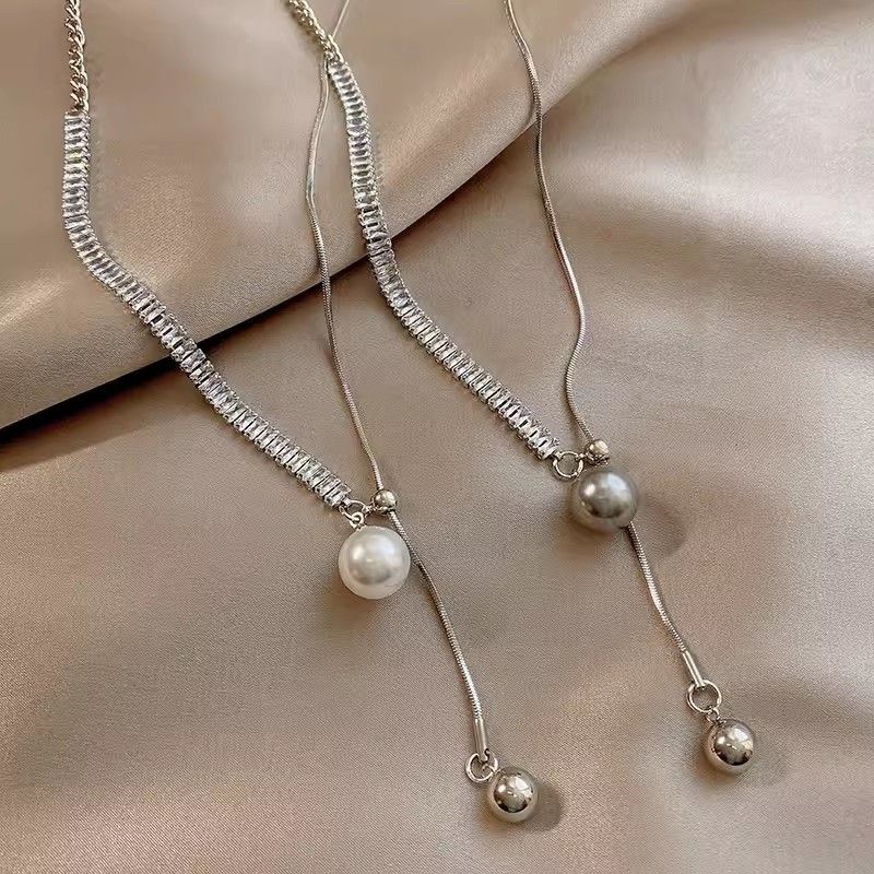 Ausziehbare lange Halskette mit funkelnden Diamantperlen, leichte Luxus-Nische 2025, neues Designgefühl, High-End-Schlüsselbeinkette_voghion.com