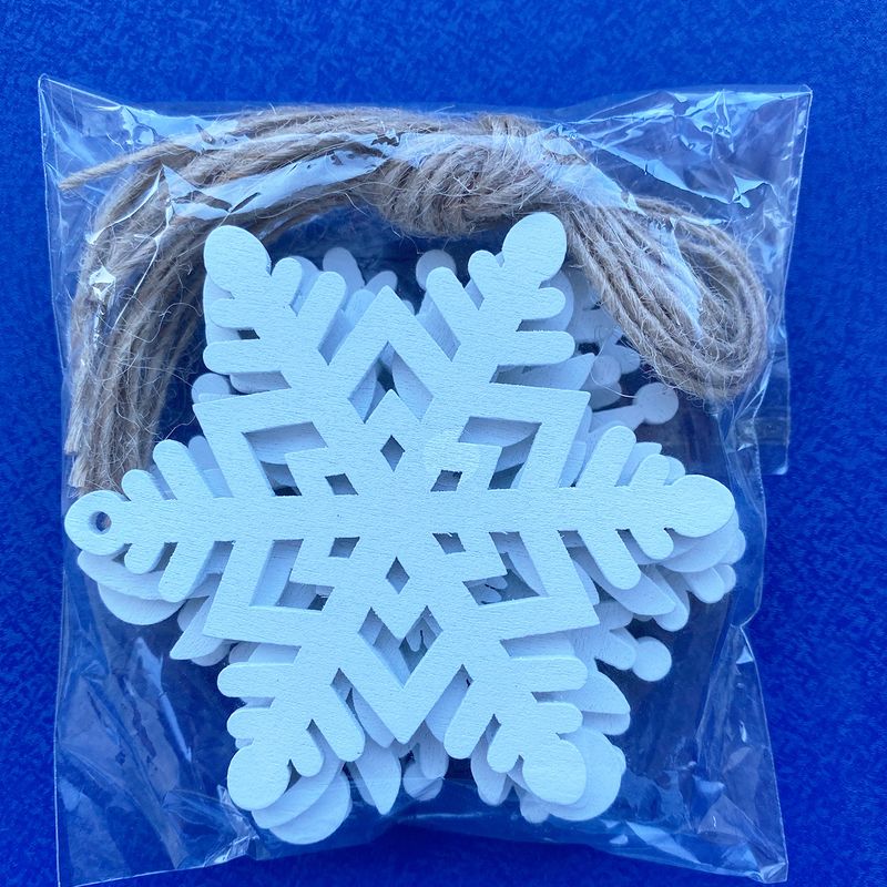 Creative Christmas Snowflake Decorative Pendant Wooden Crafts Laser Pendant Carving Snowflake Christmas Decorations_voghion.com