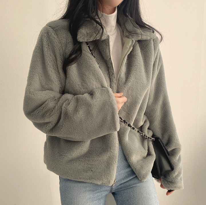 Women's lapel zipper plush feeling loose and versatile short style thickened long-sleeved coat for women_voghion.com