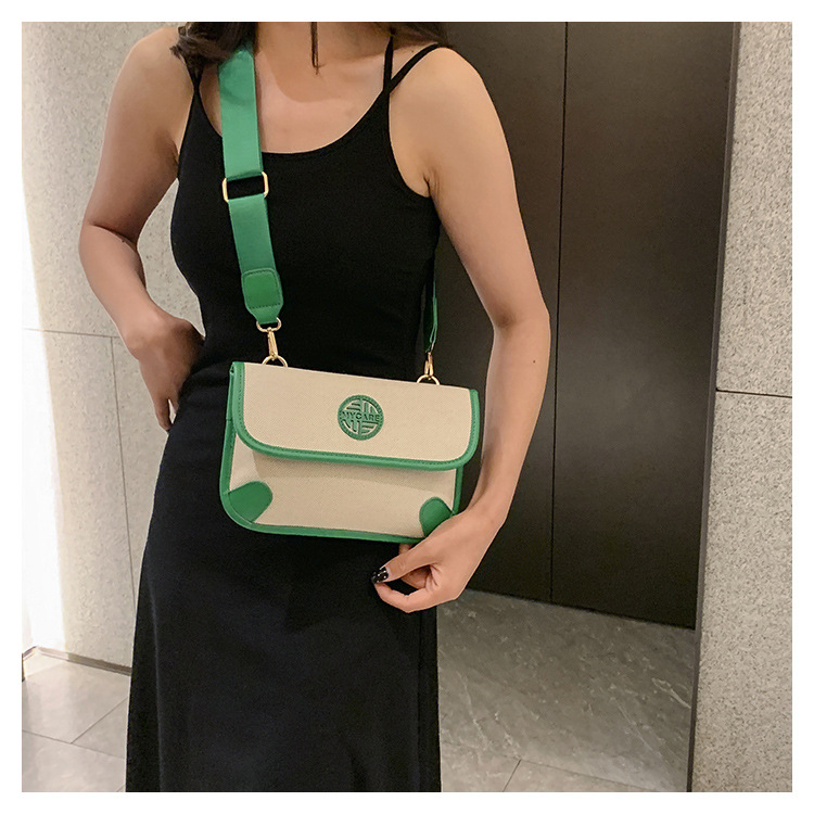 Einfache Canvas-Tasche Damen 2023 grenzüberschreitende neue trendige Mode kleine quadratische Tasche Nische hochwertige strukturierte Schulter-Umhängetasche_voghion.com