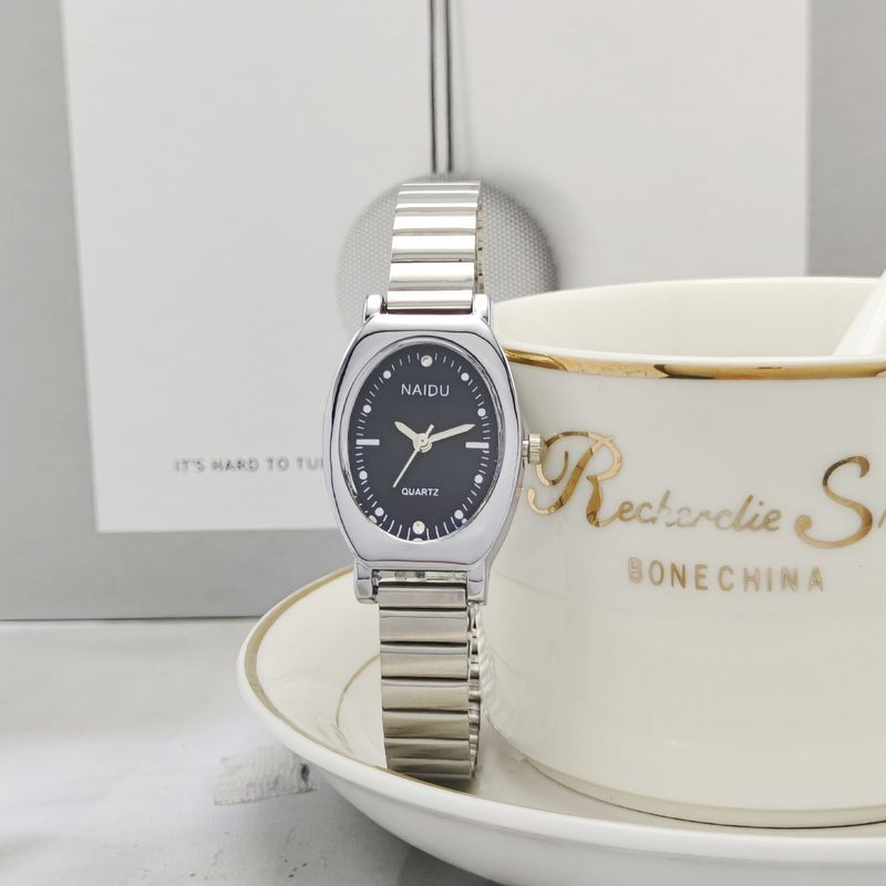 Fashion For Women, Student Style, Light Luxury, Niche Oval Shape, Elegant Small Dial, High-end Quartz Watch_voghion.com
