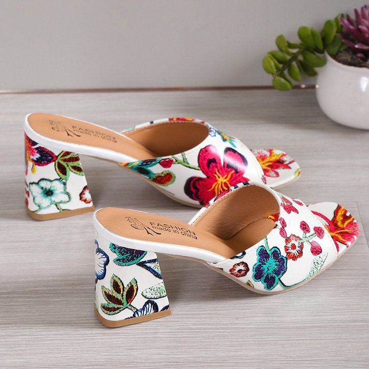 Plus Size Chunky Pantoffels Zomermode Bedrukte Buiten Vierkante Teen Hoge Hak Sandalen Voor Vrouwen_voghion.com