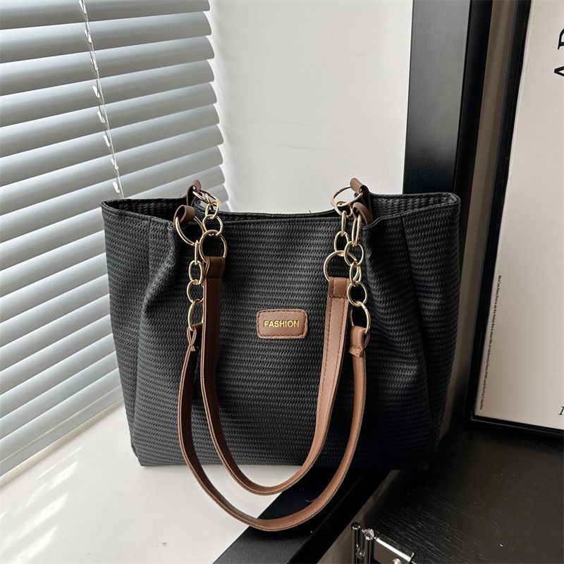 Borsa a tracolla da donna alla moda, nuova e semplice, primavera 2025, casual, con texture di nicchia, da portare sotto le ascelle_voghion.com